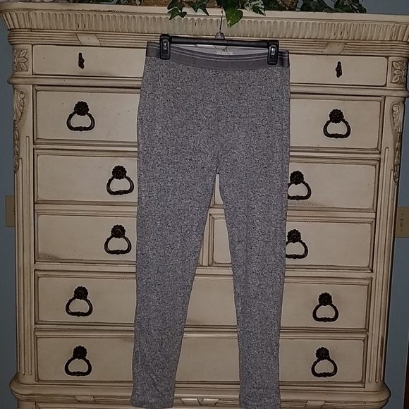 Lou & Grey Pants - Lou & Grey light gray leggings